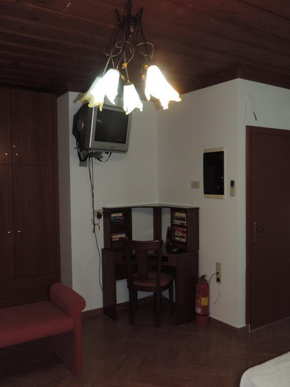 Mandraki Paradise Meyísti Dış mekan fotoğraf